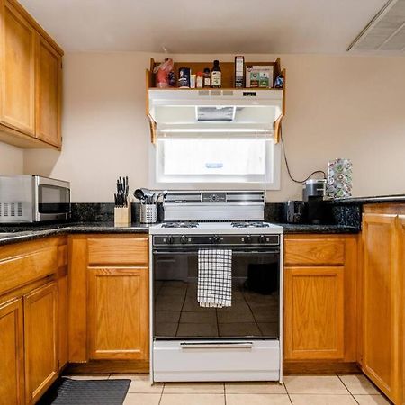 *2Bdr Victorian Home Away From Home - *Central Loc Sacramento Bagian luar foto